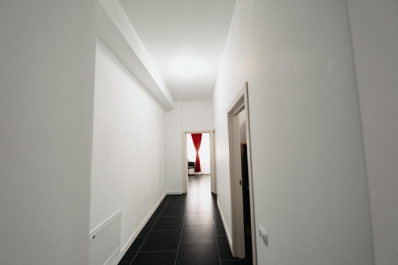 Luxury Cozy Apartments - City Center Сучеава Екстериор снимка